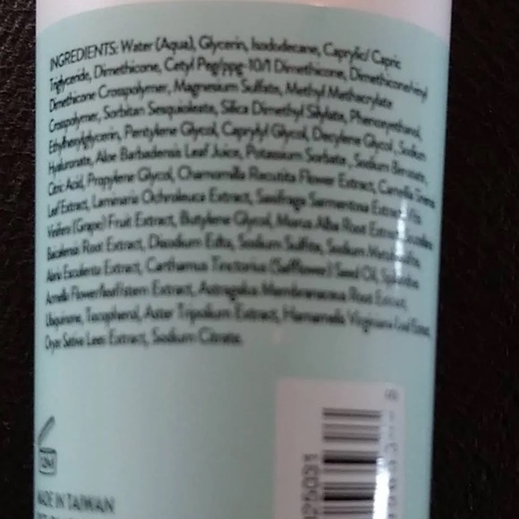 LAURA GELLER NEW YORK Spackle Skin Perfecting Primer (Hydrating) - Picture 7 of 9